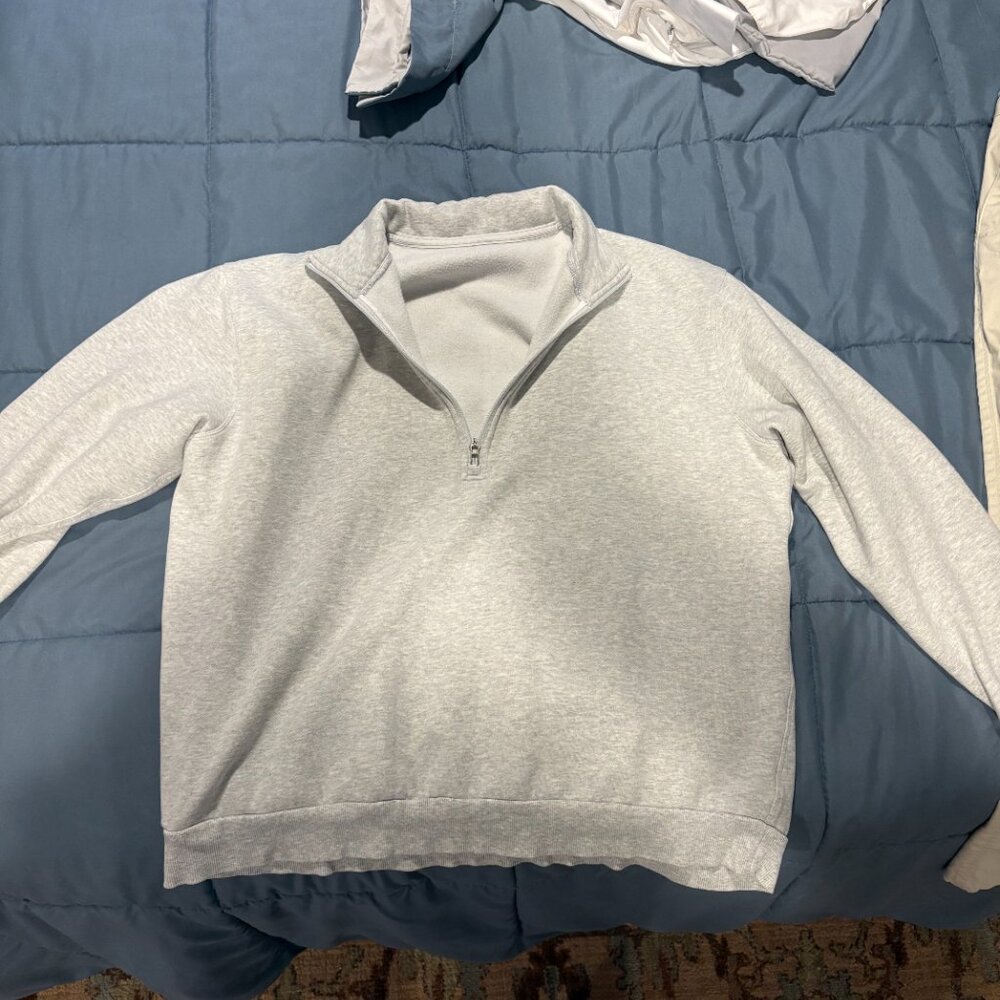 Men's LuluLemon Quarterzip